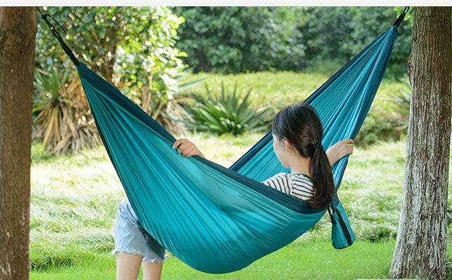 Compact Camping Hammock for Two – Strong, Cozy & Portable